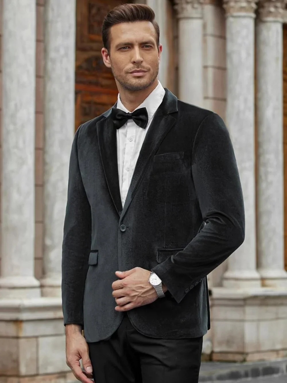 Stylish Men's Velvet Blazer, Notched Lapel Tuxedo Jacket for Wedding & Party
